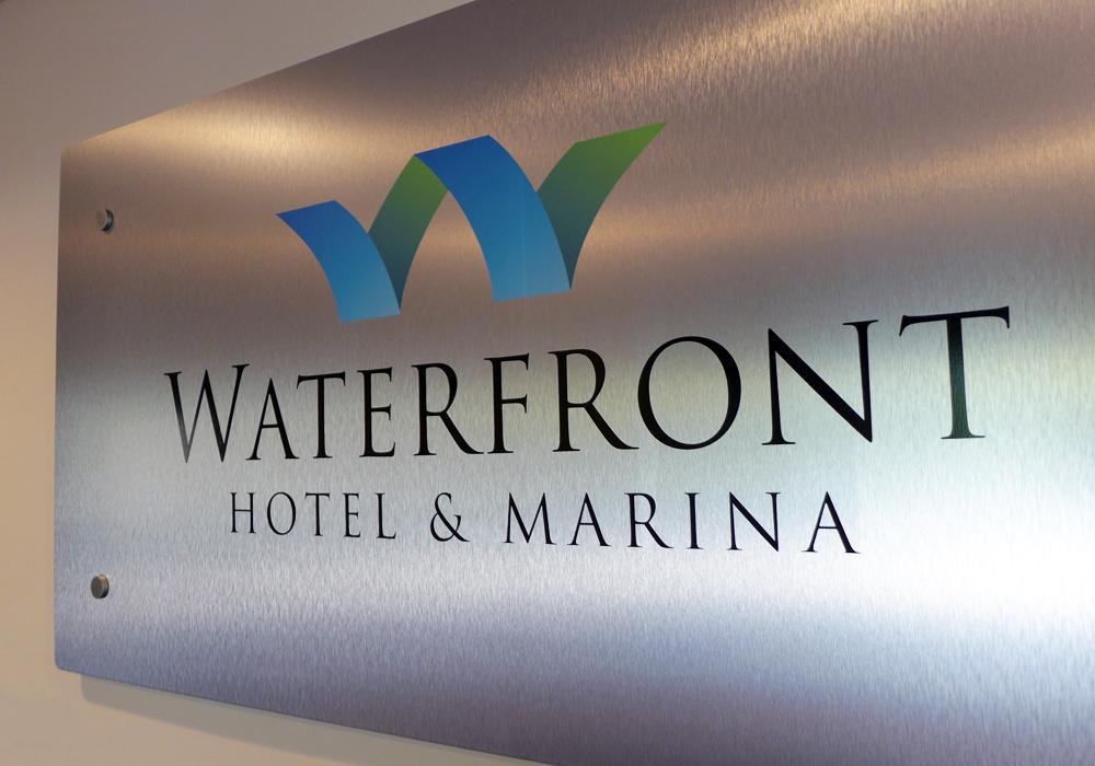 Waterfront Hotel And Marina Johnsburg Exterior photo